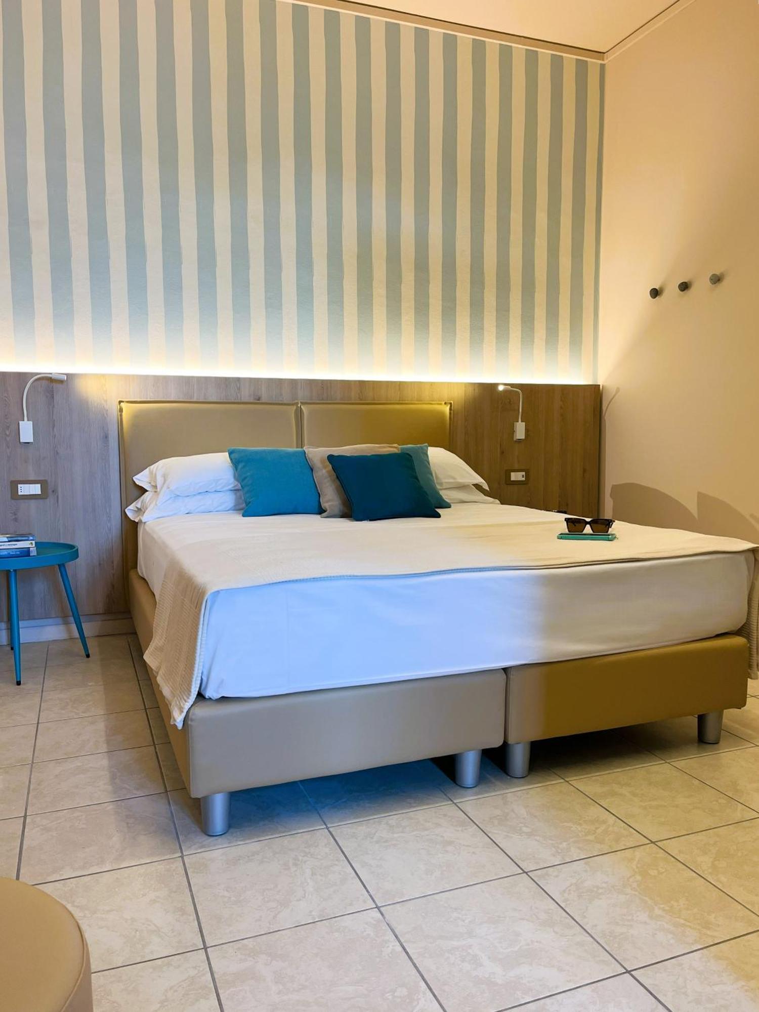 Hotel Garden B&B 마로타 외부 사진